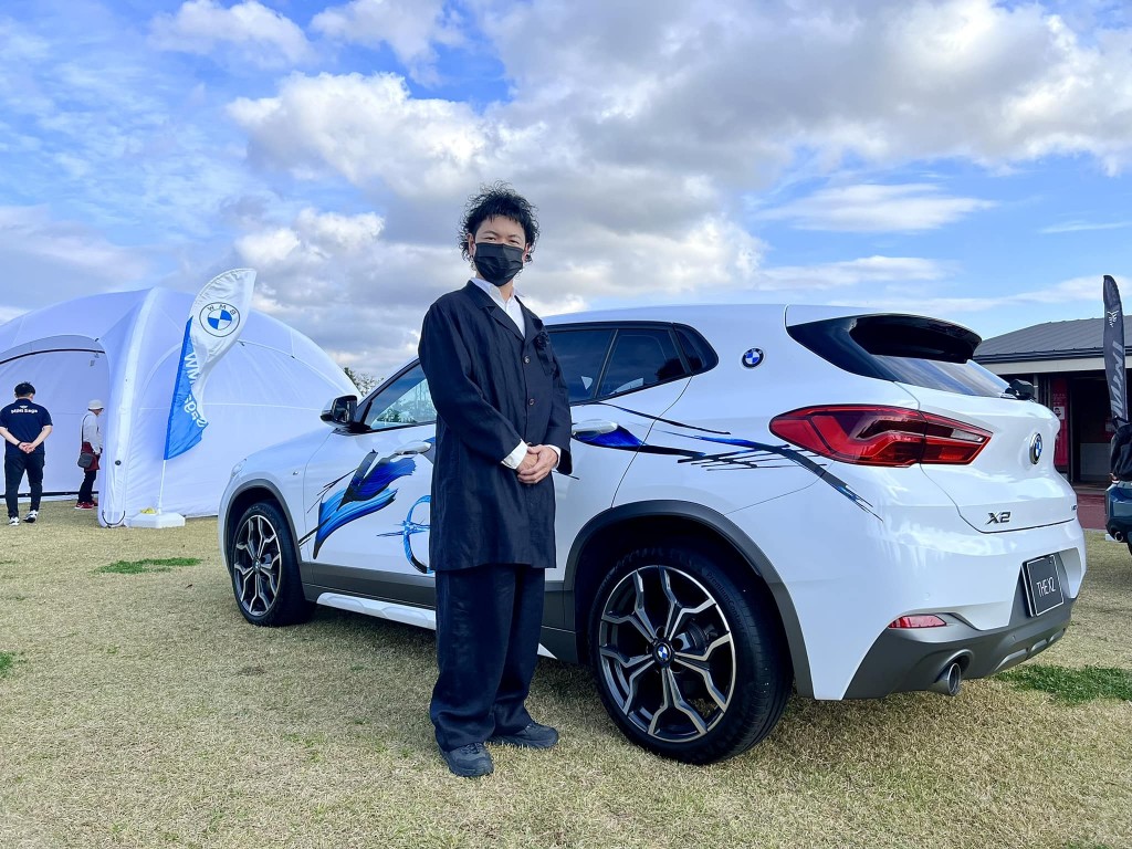 Saga BMW 吉野ヶ里歴史公園 北口 ふれあい広場 PICFA ピクファ アート 創作 活動 資金 支援 デザイン 山口芳水 書道家 Saga BMW 吉野ヶ里歴史公園 北口 ふれあい広場 PICFA ピクファ アート 創作 活動 資金 支援 デザイン 山口芳水 書道家